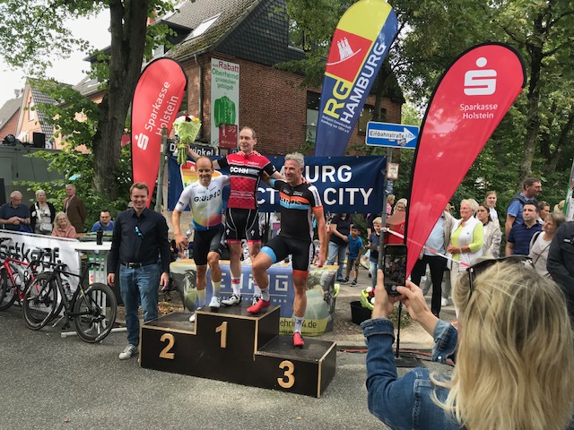 Christian Hamburg (RG Hamburg), Matthias Sterly (RC Bergedorf), Ralf Schöllhammer (VC Vegesack)