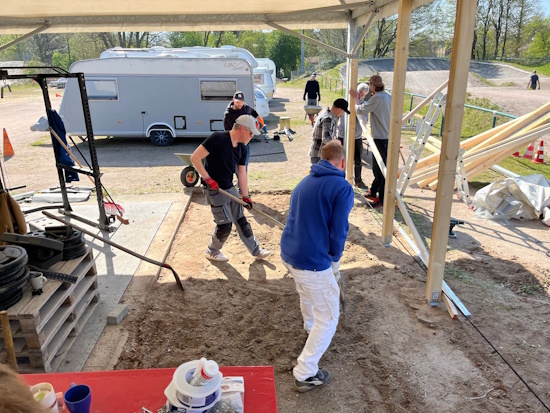 Bahnbau am 12. April 2025