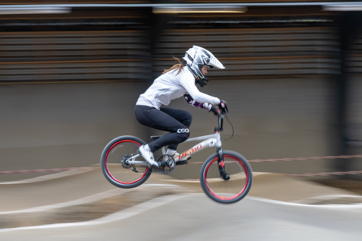 Gemeinsames Training der RG Hamburg BMX-Fahrer in der Feldborg Halle