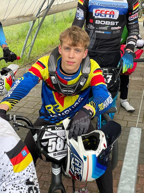 Ferenz Isenbürger bei der Bundesliga in Weiterstadt