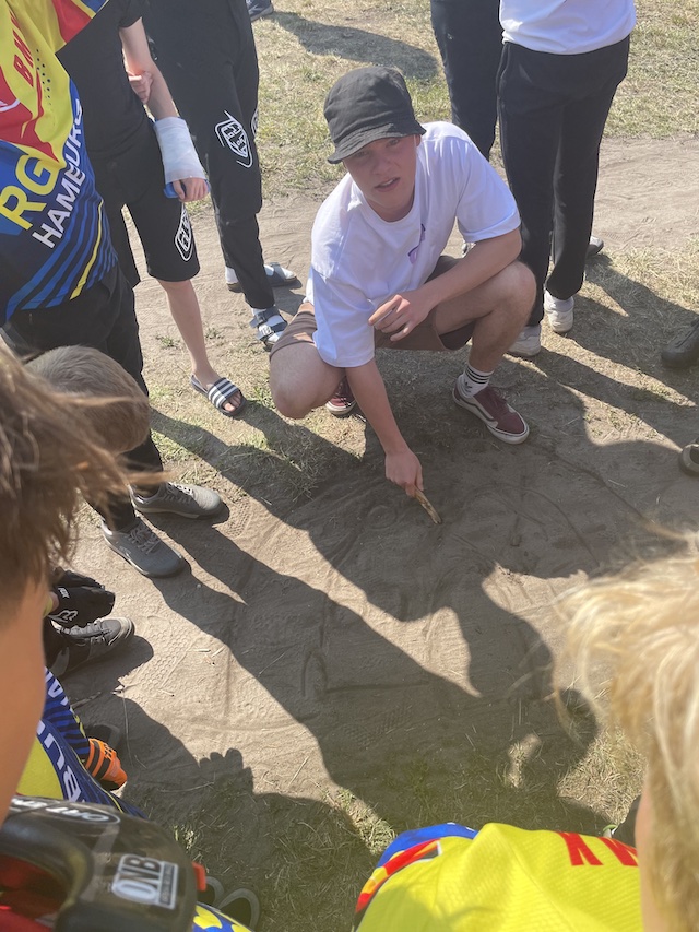 Joshua Stürmer erklärt die BMX-Technik